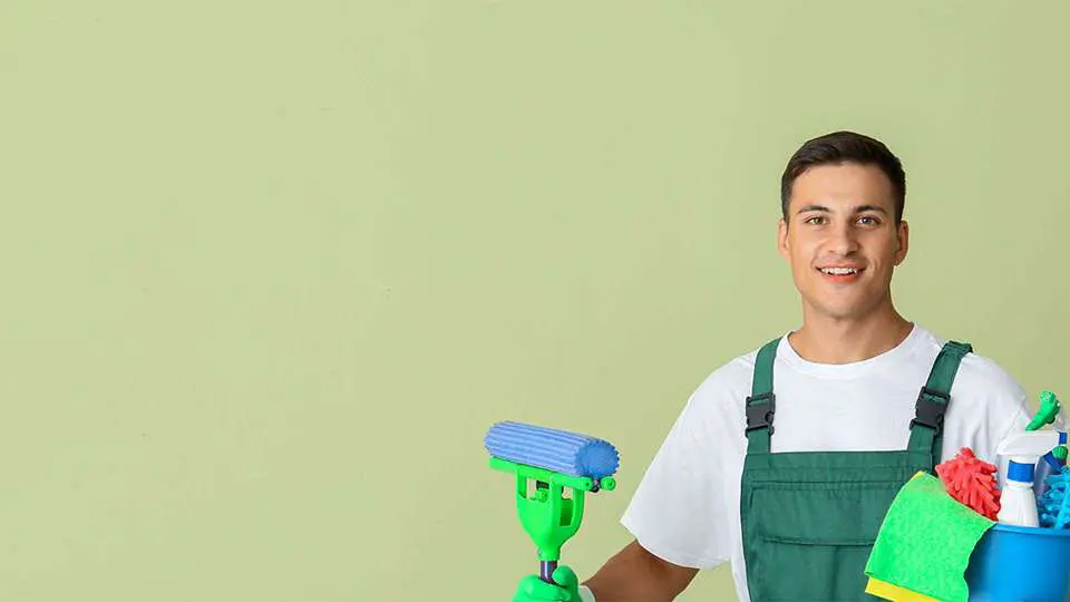 SERVICII PROFESIONALE DE CURĂȚENIE